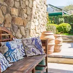 Oda ve Kahvaltı La Rocca Maison De Charme 4*