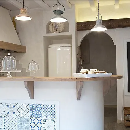 Nocleg ze śniadaniem La Rocca Maison De Charme 4*