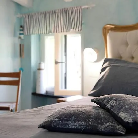Bed & Breakfast La Rocca Maison De Charme 3*
