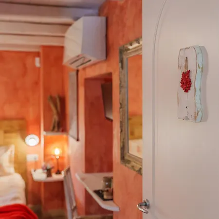 Bed & Breakfast La Rocca Maison De Charme