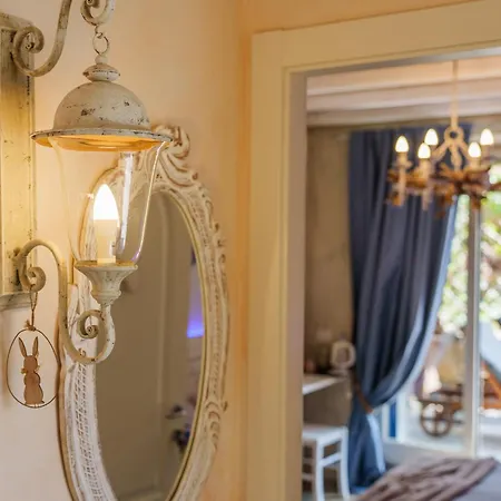 La Rocca Maison De Charme 4*