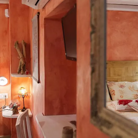 Bed & Breakfast La Rocca Maison De Charme 3*