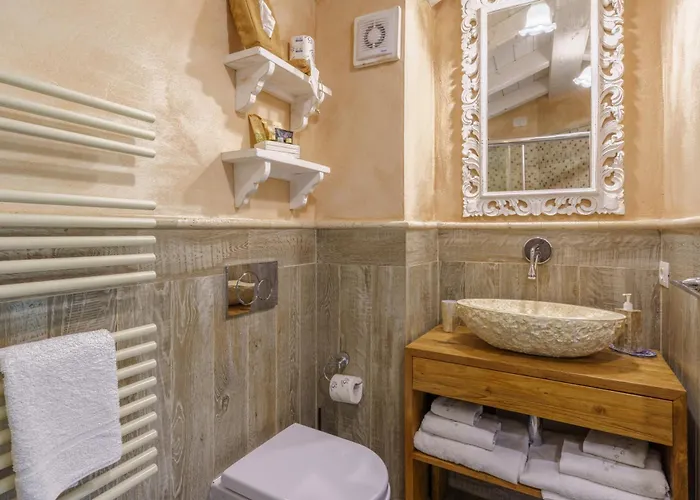 La Rocca Maison De Charme Bed and breakfast