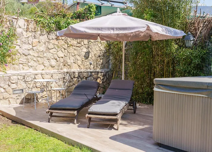 La Rocca Maison De Charme Bed and breakfast 4*